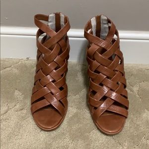 Kenneth Cole Brown Strappy Block Heel Sandals
